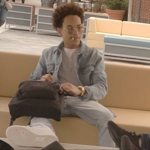 Meet your Posher, Sebastian